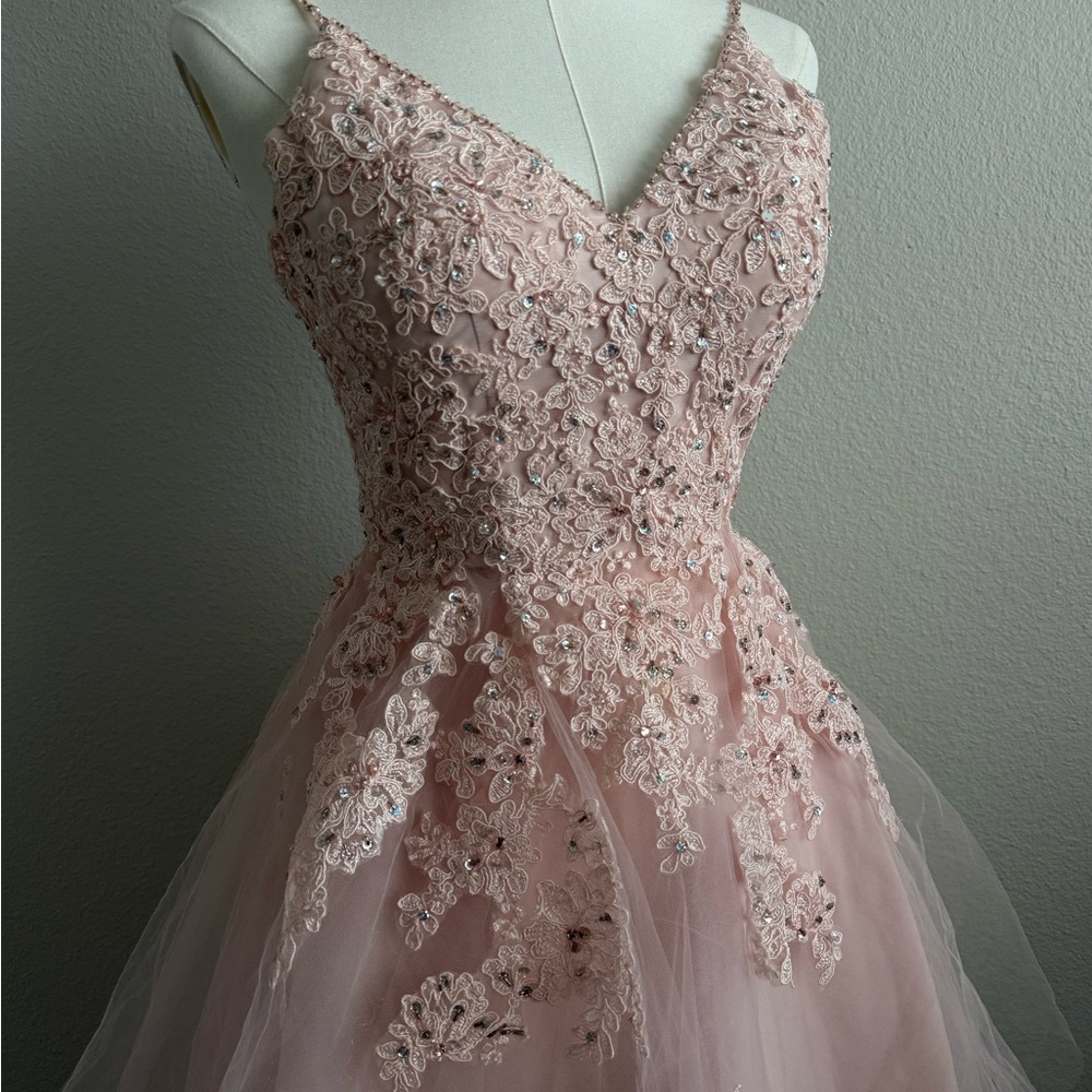 Morilee Blush Pink Lace Tulle formal prom Dress - Size 00 - Beaded Mini - Picture 2 of 8
